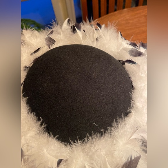 Wool and feather fancy hat by Bollman. Audrey Hepburn in Breakfast at Tiffany’s! - Picture 3 of 10